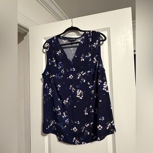 41 Hawthorn Navy Floral Sleeveless Blouse 2X